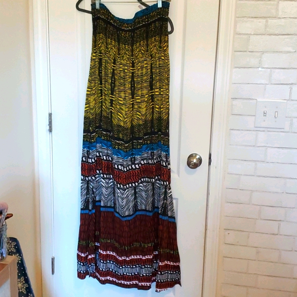 Strapless no boundaries dress